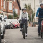 ¿Estás pensando en ir en bicicleta al trabajo?  Aquí hay ocho guías esenciales.