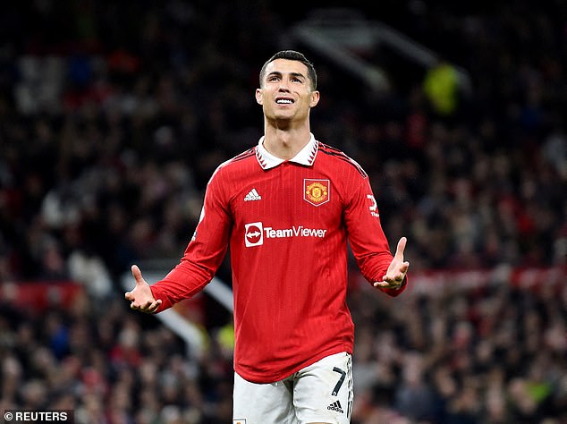 El Manchester United y Cristiano Ronaldo han rescindido su contrato de común acuerdo