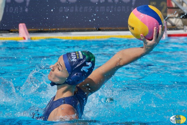 Hungría pone fin a la racha ganadora de Estados Unidos con una histórica victoria en semifinales - Total Waterpolo