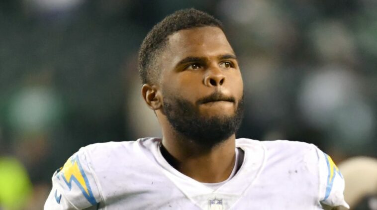 Los Chargers renuncian a la ex selección de primera ronda Jerry Tillery