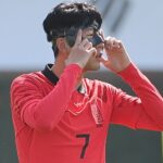 Son Heung-min ha sido fotografiado por primera vez con una máscara antes de la Copa del Mundo