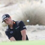 El campeón defensor Hovland lidera el Hero World Challenge azotado por el viento