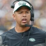 Entrenador asistente de los Jets Miles Austin