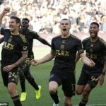 LAFC inicia su campaña como actuales ganadores de la Copa MLS contra LA Galaxy en el Rose Bowl