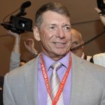 Vince McMahon enfrenta dos nuevas acusaciones de agresión sexual, incluida una de un ex árbitro de la WWE