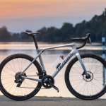 Wilier lanza Granturismo SLR, que combina especificaciones de superbike con geometría de resistencia