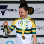 Amanda Spratt marca un sprint antes del Campeonato de Australia