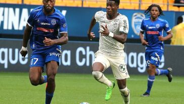 Bournemouth está en conversaciones para fichar a Lorient y la estrella de Burkina Faso Dango Ouattara (C) en enero