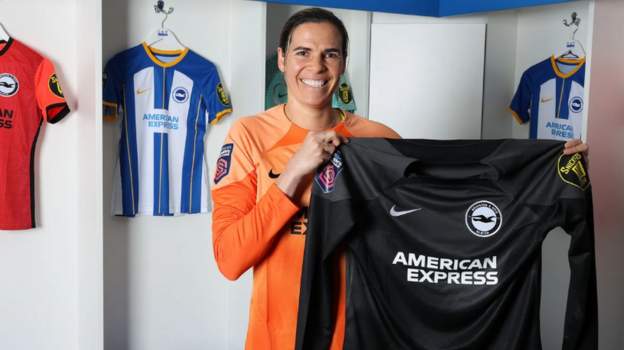 Lydia Williams: Brighton ficha al portero del PSG