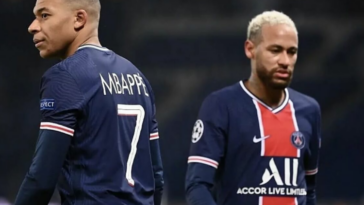 La rivalidad Mbappé vs Neymar PSG no tiene límites: Checa la reacción del francés tras el tiro libre de su compañero