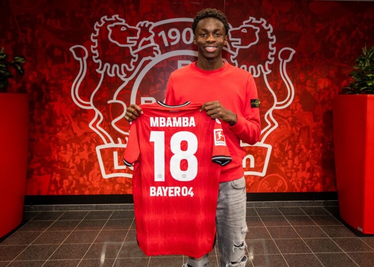 El Leverkusen completa el fichaje de Mbamba