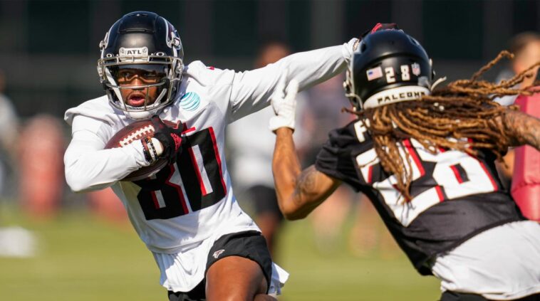 Falcons WR Cameron Batson arrestado, acusado de pelear con la policía después de detener DUI