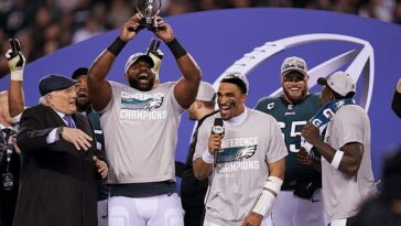 Los Philadelphia Eagles celebran tras ganar el Campeonato de la NFC ante los 49ers