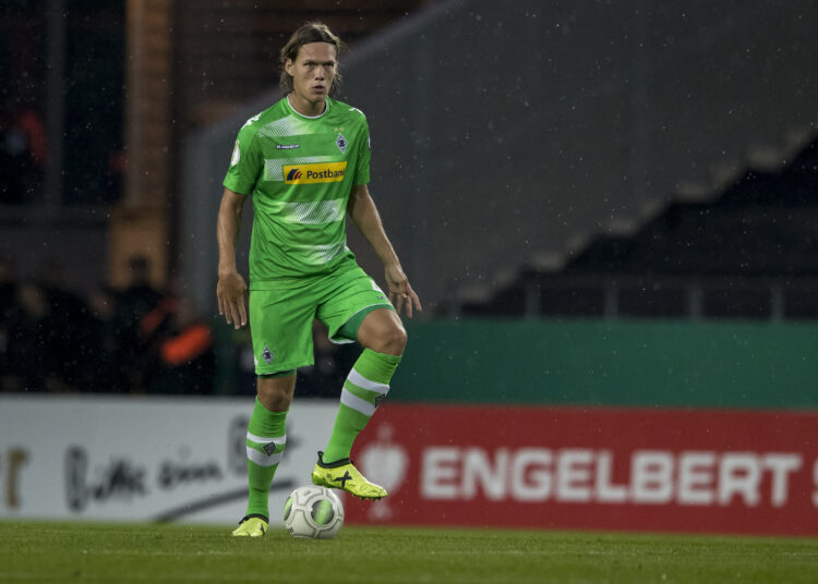 Hertha para hacer una redada para Vestergaard?