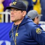 Jim Harbaugh llamó a los Broncos antes de la decisión de Michigan, según el informe