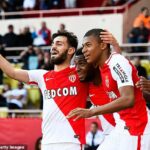 Bernardo Silva (L) y Kylian Mbappe (R) fueron una fuerza absoluta juntos en Mónaco