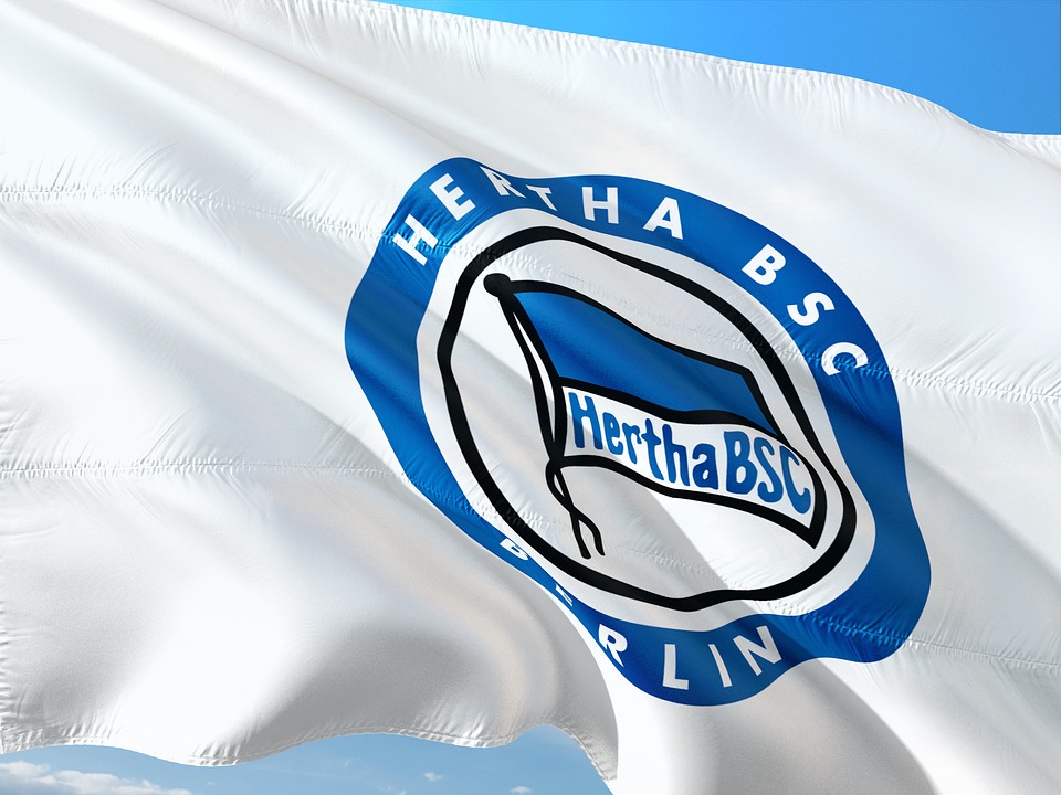 Hertha confirma el fichaje de Christensen, Friedrich niega que haya un acuerdo para Ekkelenkamp