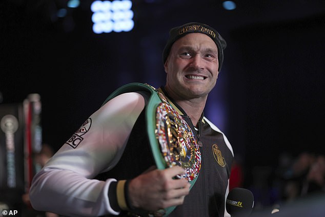 Tyson Fury hizo dos defensas exitosas de su título de peso pesado del CMB en 2022