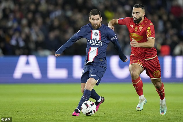 Lionel Messi ha hecho su primera titularidad con el PSG desde la Copa del Mundo en el choque del jueves con Angers.