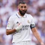 Karim Benzema durante el partido de la Liga entre el Real Madrid y el Barcelona en el Santiago Bernabeu, Madrid, octubre de 2022.