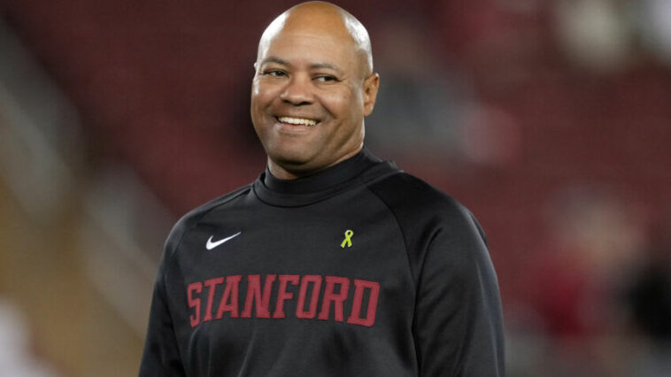 El entrenador en jefe del Cardenal de Stanford, David Shaw.  (Darren Yamashita-USA TODAY Sports)