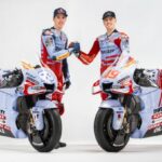 Márquez y Di Giannantonio muestran los colores de Gresini Ducati