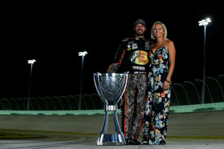 Martin Truex Jr y Sherry Pollex