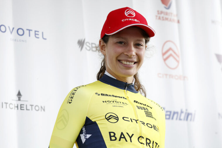 Matilda Raynolds gana la etapa 3 de Bay Crits mientras Roseman-Gannon se lleva el éxito general