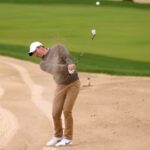 McIlroy, Reed impresionan cuando el Dubai Desert Classic golpea más lluvia