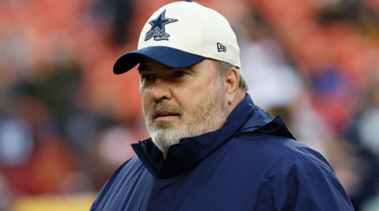 Mike McCarthy de los Cowboys reacciona al estado de desvalido del equipo frente a los 49ers