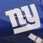 Logotipo de los New York Giants (Foto de Mitchell Leff/Getty Images)