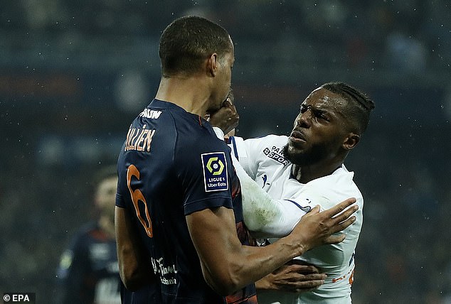 Nuno Tavares fue expulsado tras arremeter en la victoria 2-1 del Marsella ante el Montpellier