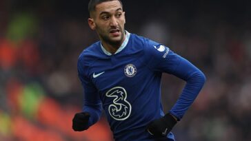 Hakim Ziyech podría salir de Stamford Bridge con el PSG en conversaciones con el Chelsea