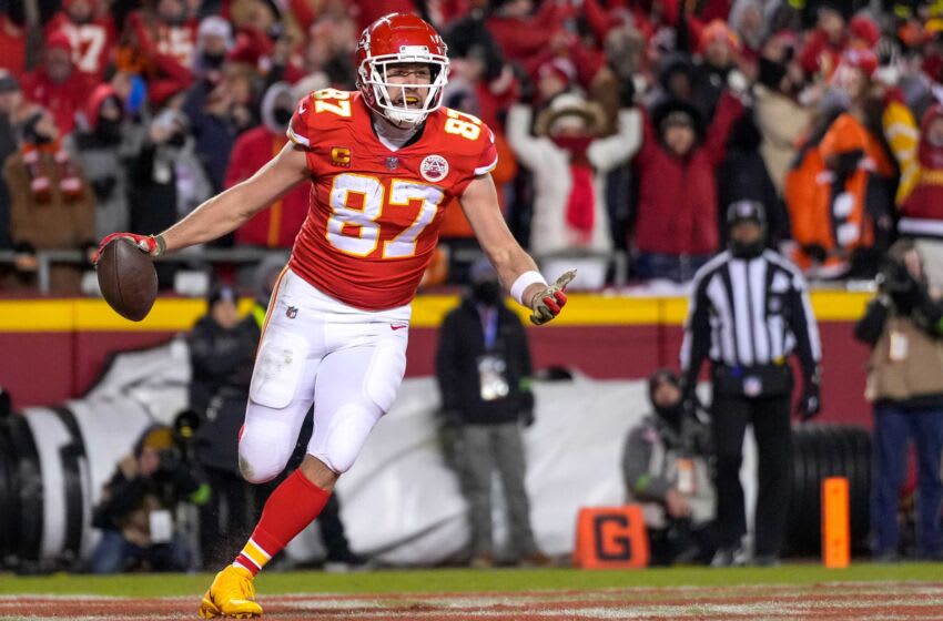 El ala cerrada de los Kansas City Chiefs, Travis Kelce.  (Distribución: The Enquirer)