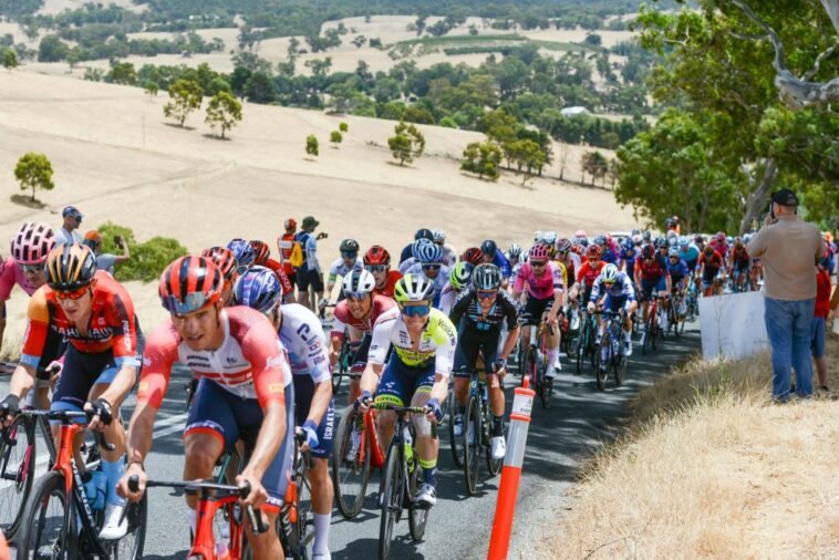 Un final cuesta arriba en Willunga en la etapa 4 del Tour Down Under - Cobertura en vivo