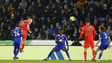 Evan Ferguson golpeó un cabezazo posterior para darle a Brighton un punto contra Leicester City