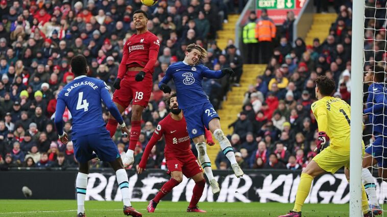 Liverpool y Chelsea empataron sin goles en la Premier League en Anfield el sábado a la hora del almuerzo