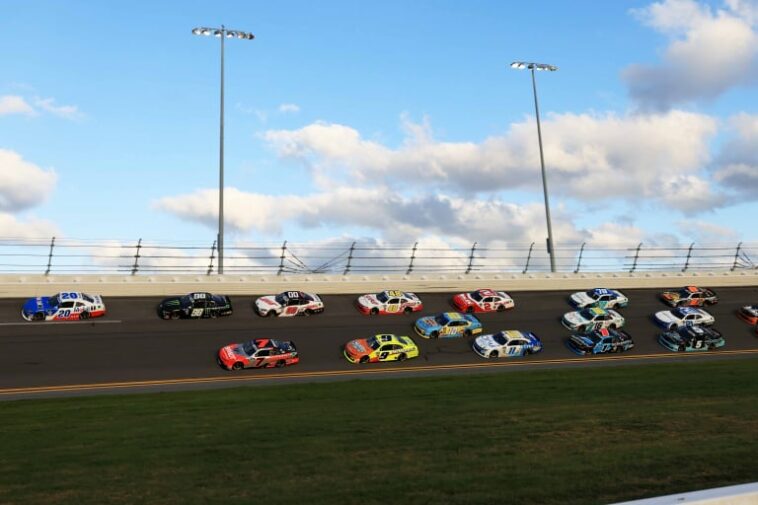 Justin Allgaier, John Hunter Nemechek en el Daytona International Speedway - NASCAR Xfinity Series