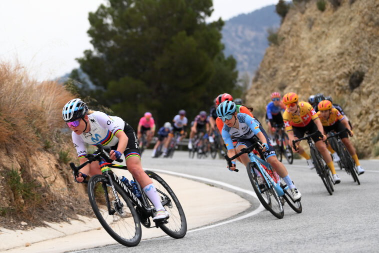 Annemiek van Vleuten 'no es lo suficientemente fuerte cuesta arriba' en la etapa reina de la Setmana Valenciana