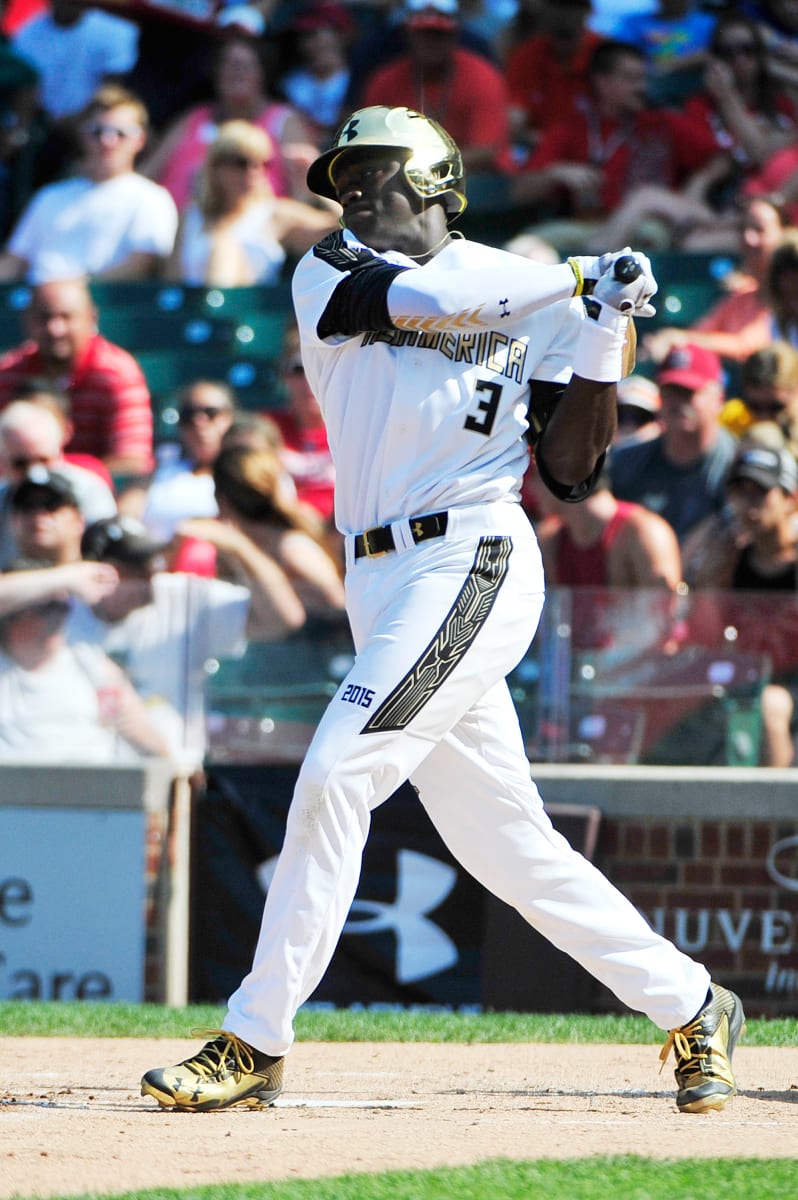 Antes de ser un receptor abierto profesional, AJ Brown ganaba dinero jugando al béisbol