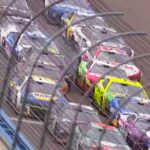 El mayor accidente en la historia del Auto Club Speedway (Video)