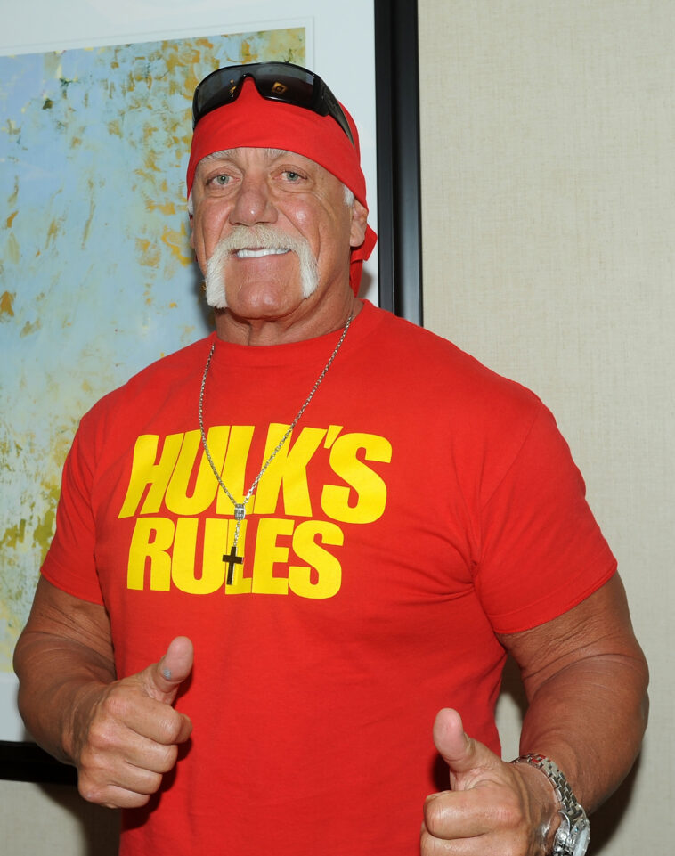 El representante de Hulk Hogan desestimó las afirmaciones de que la leyenda de la WWE está paralizada