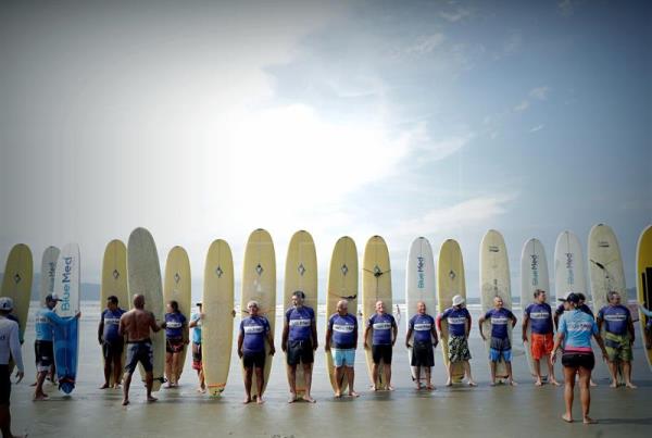 LOS ABUELOS DEL SURF EN BRASIL