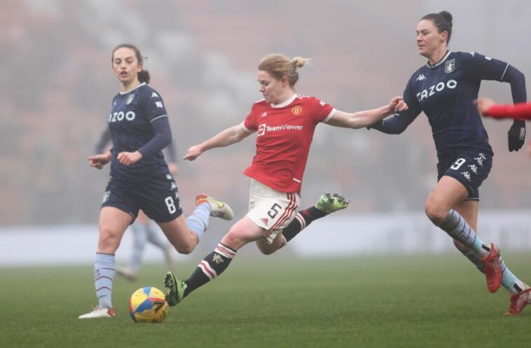 Aoife Mannion, del Manchester United Femenino, recibe la primera convocatoria de Irlanda.