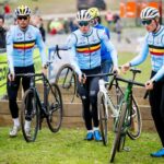 Las escaleras son un regalo para la vista, pero las barreras son un obstáculo mayor para Hoogerheide Cyclocross Worlds