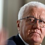 Lefevere afirma que el ciclismo femenino está 'impulsado artificialmente' por los salarios mínimos