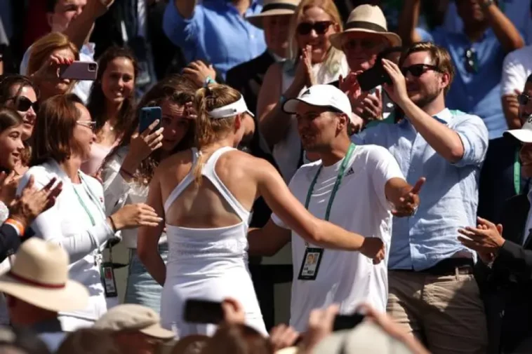 Marion Bartoli llama al entrenador de Elena Rybakina: "Lo vi tratarla inaceptablemente"