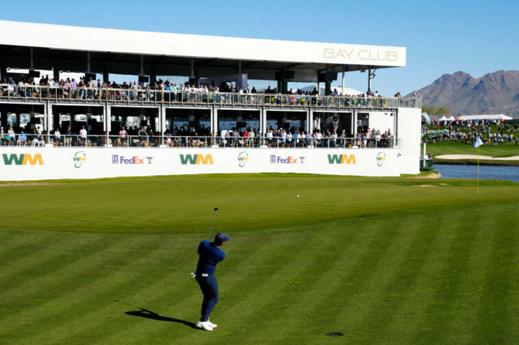 Rory McIlroy atrae enormes galerías en TPC Scottsdale para 2023 WM Phoenix Open
