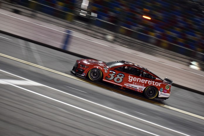 Todd Gilliland 2023 Daytona 500 Duelo Primera fila Automovilismo Rick Ware Racing