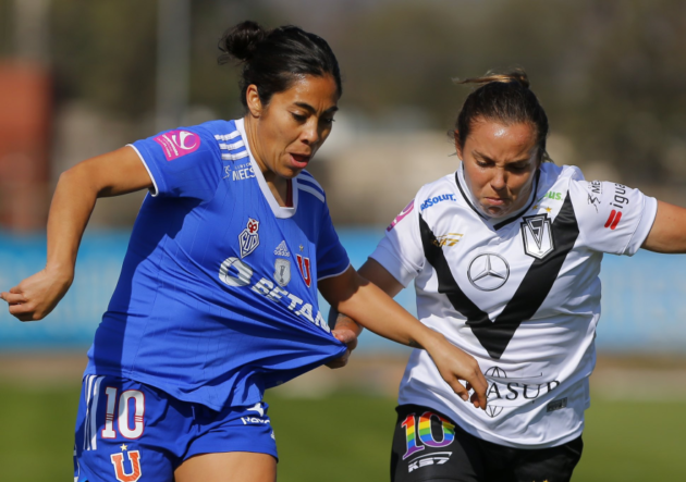 Un 46% del fútbol femenino en Chile se jugó en canchas de entrenamiento » Prensafútbol